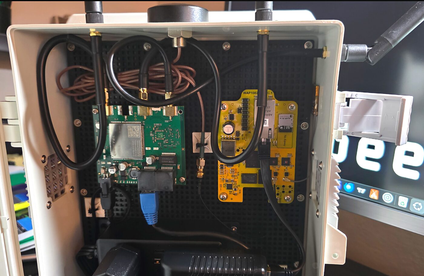 IoT remote monitoring hardware with MQTT and 4G LTE connectivity